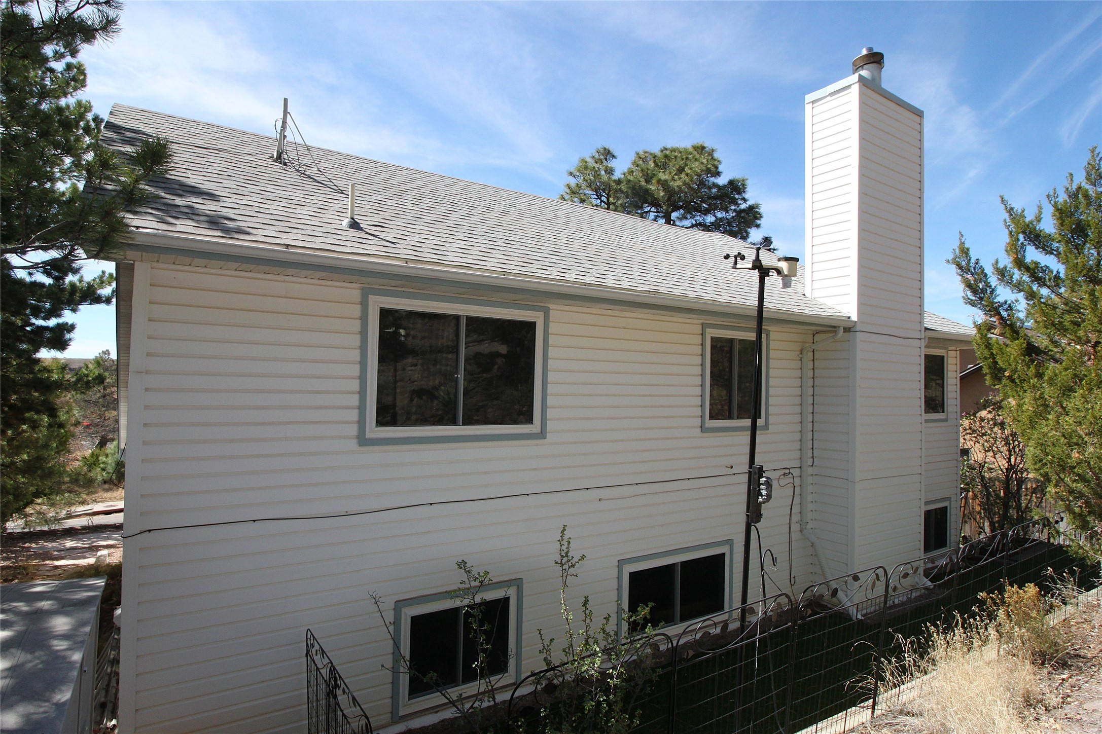 1346 Big Rock Loop Los Alamos, NM 87544 - Photo 36 of 38 Back