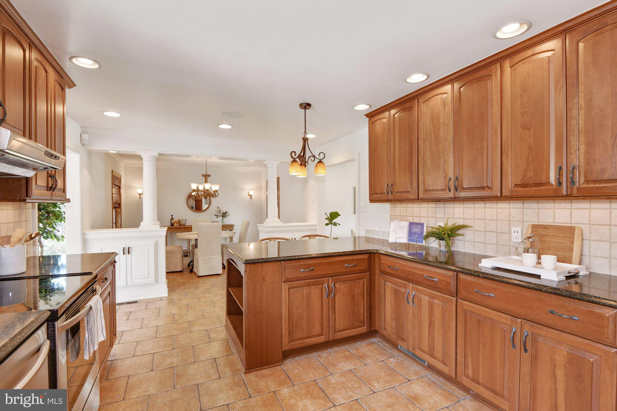 291 Halsey Road Annapolis, MD 21401 - Photo 42 of 42 This floor plan is perfect for entertaining!