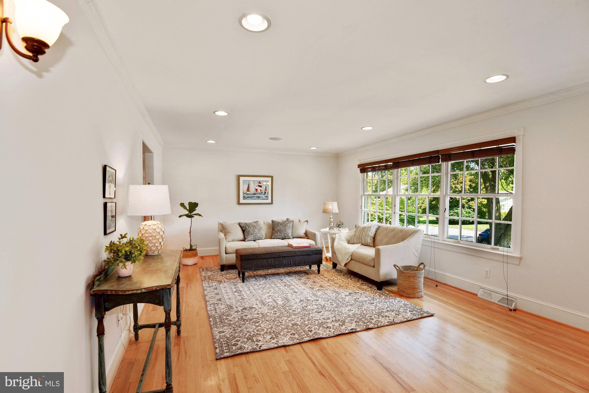 291 Halsey Road Annapolis, MD 21401 - Photo 41 of 42 A wide open floor plan creates so much space!