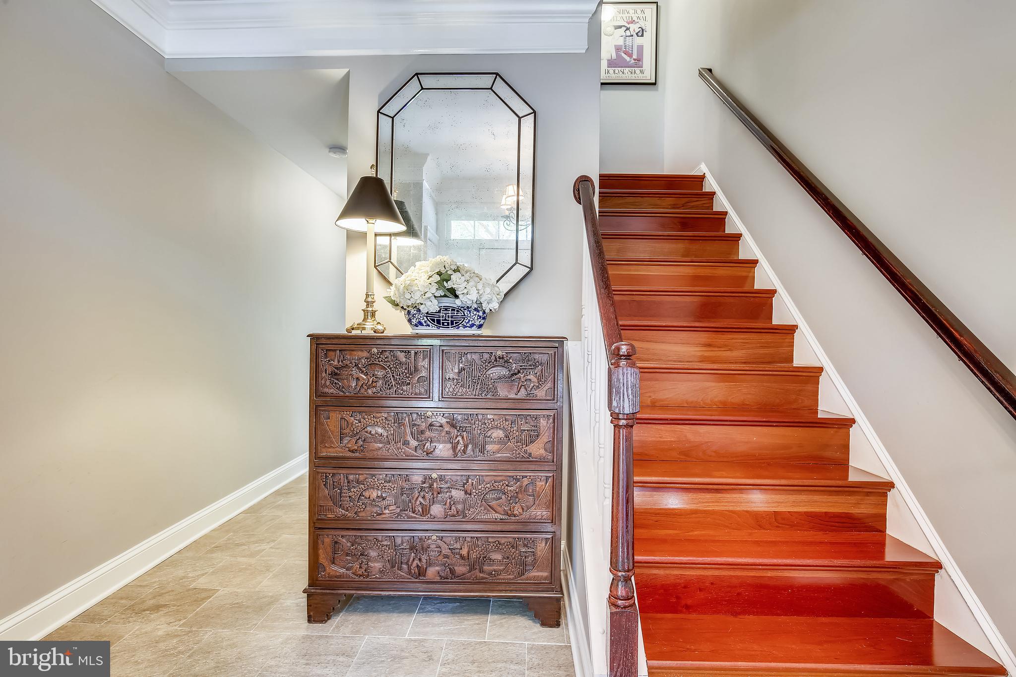 1346 Sundial Drive Reston, VA 20194 - Photo 3 of 39 Gracious entry foyer
