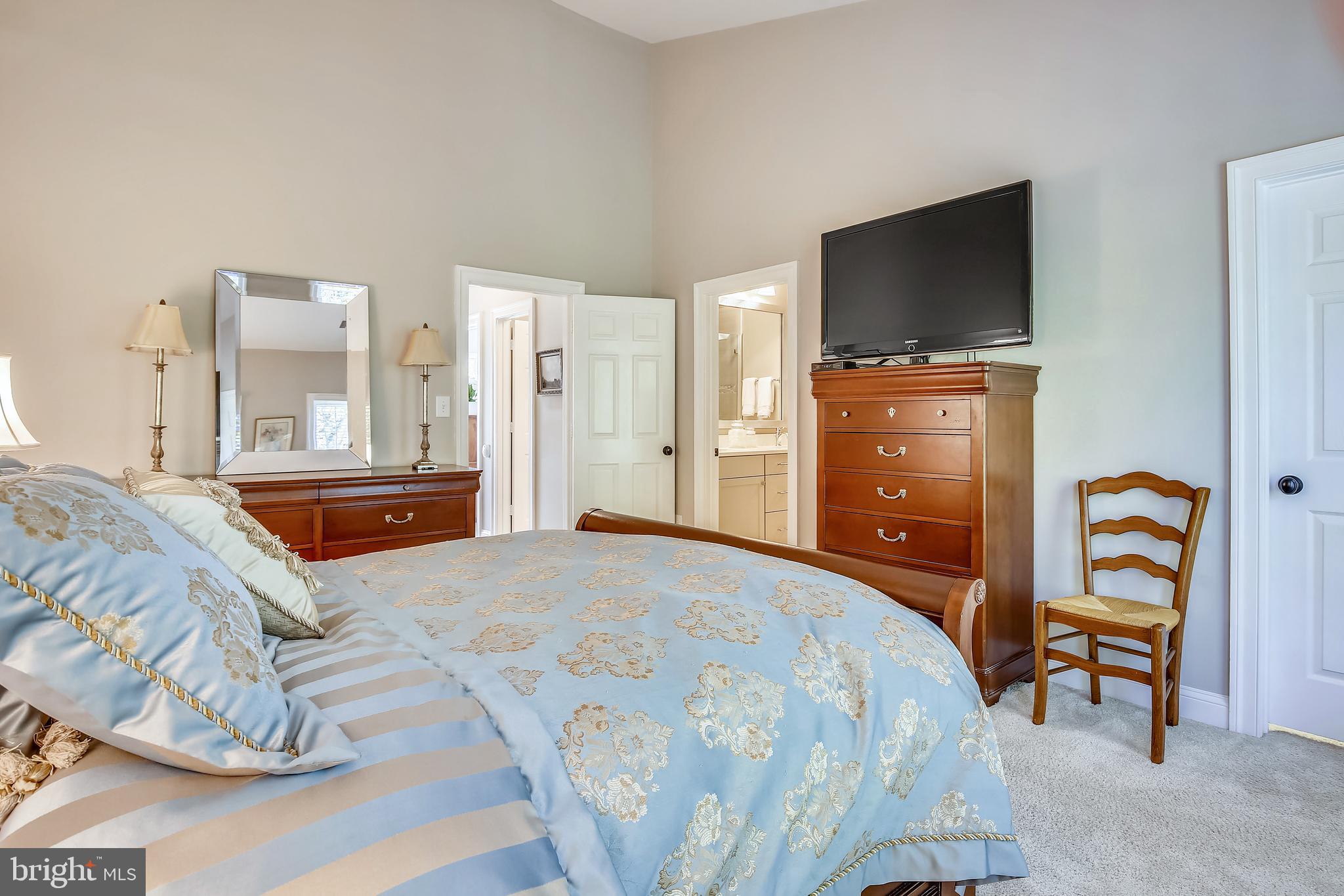1346 Sundial Drive Reston, VA 20194 - Photo 21 of 39 Primary bedroom