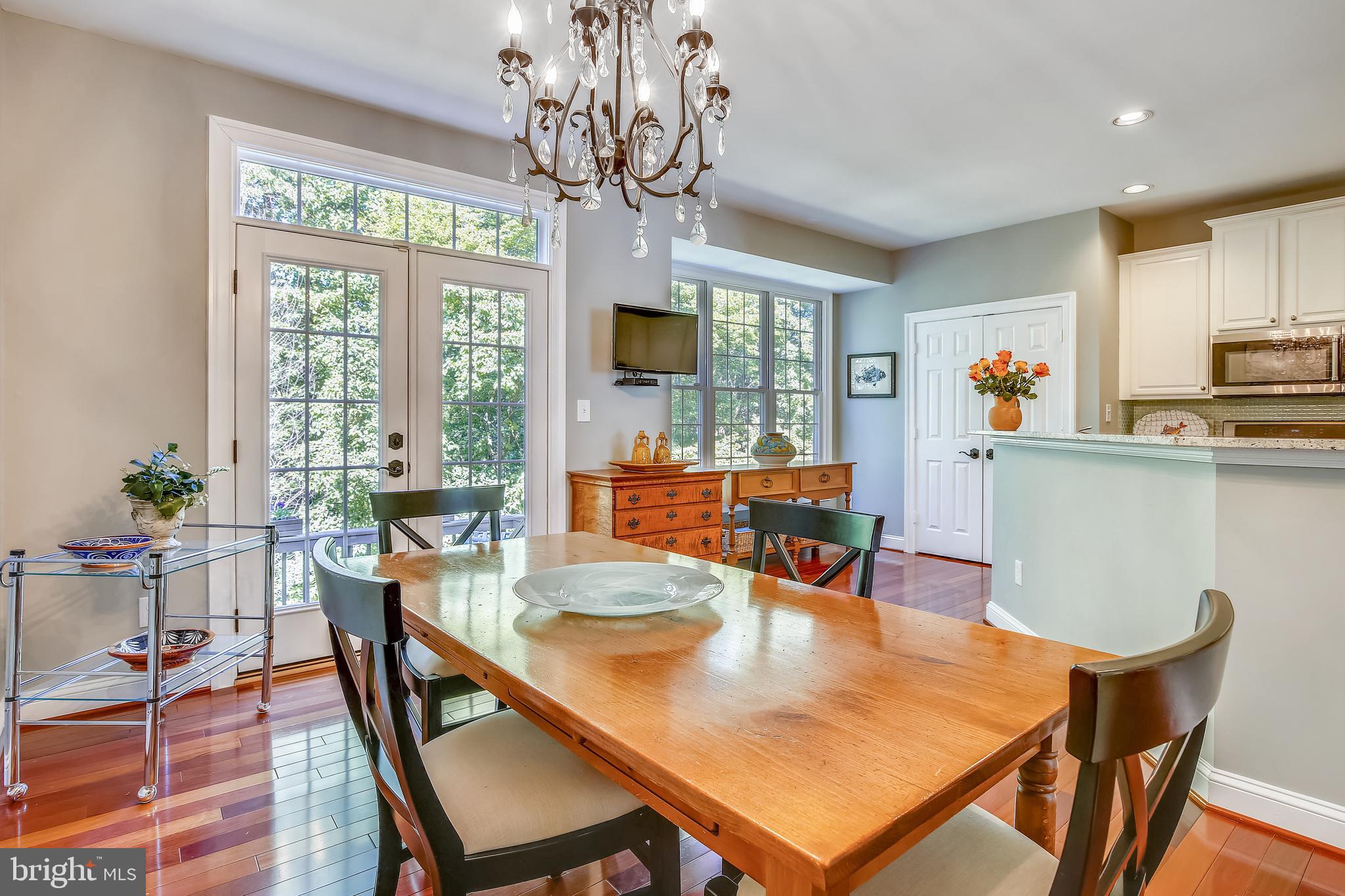 1346 Sundial Drive Reston, VA 20194 - Photo 10 of 39 Dining room