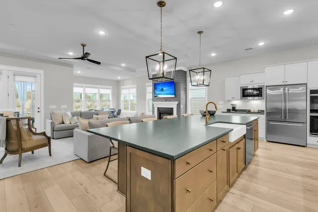 $735,000 | 677 Marsh Cv Circle, Summerville, SC 29486