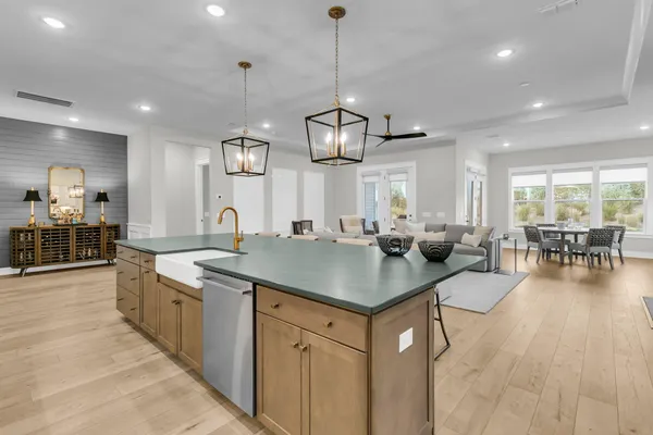 $735,000 | 677 Marsh Cv Circle, Summerville, SC 29486
