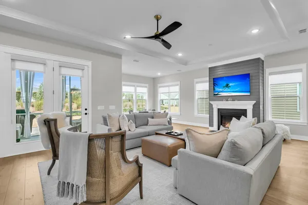 $735,000 | 677 Marsh Cv Circle, Summerville, SC 29486