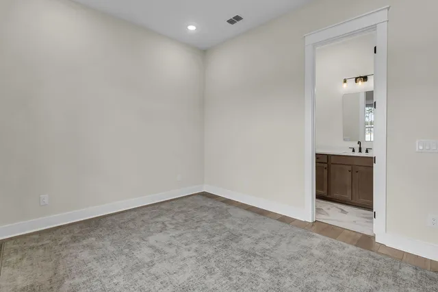 $735,000 | 677 Marsh Cv Circle, Summerville, SC 29486