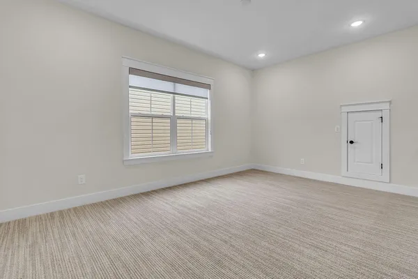 $735,000 | 677 Marsh Cv Circle, Summerville, SC 29486