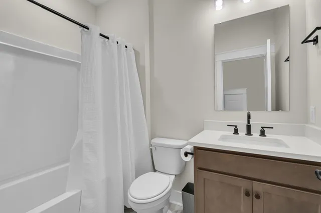 $735,000 | 677 Marsh Cv Circle, Summerville, SC 29486