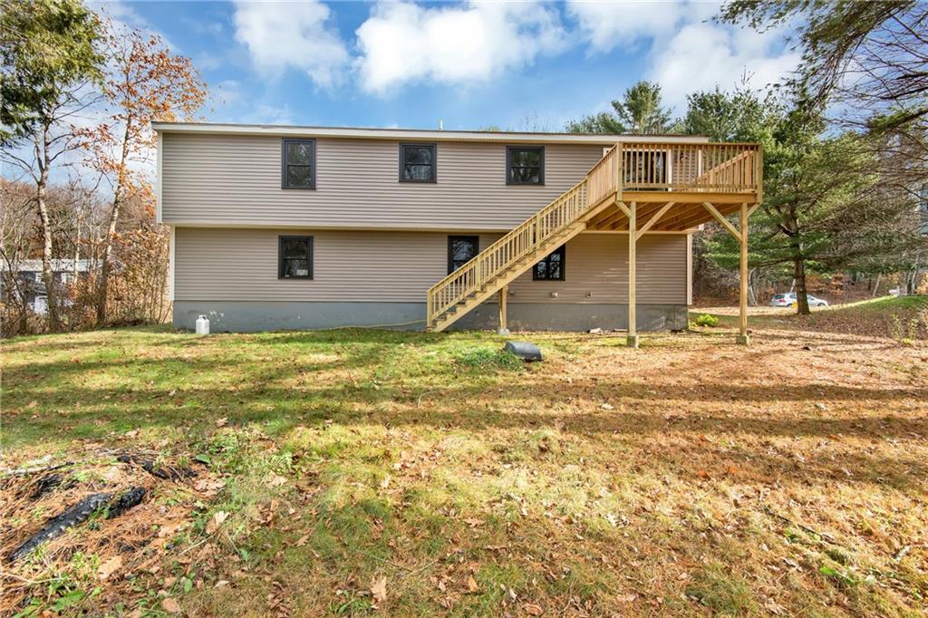 23 Carriage Road Cumberland Foreside, ME 04110 - Photo 2 of 28 Photo