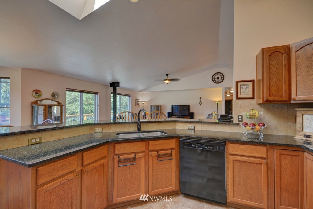 1185 Race Road Coupeville, WA 98239 - Photo 5 of 25 Gallery Image 5