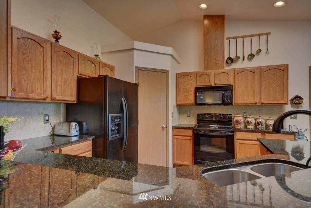 1185 Race Road Coupeville, WA 98239 - Photo 7 of 25 Gallery Image 7