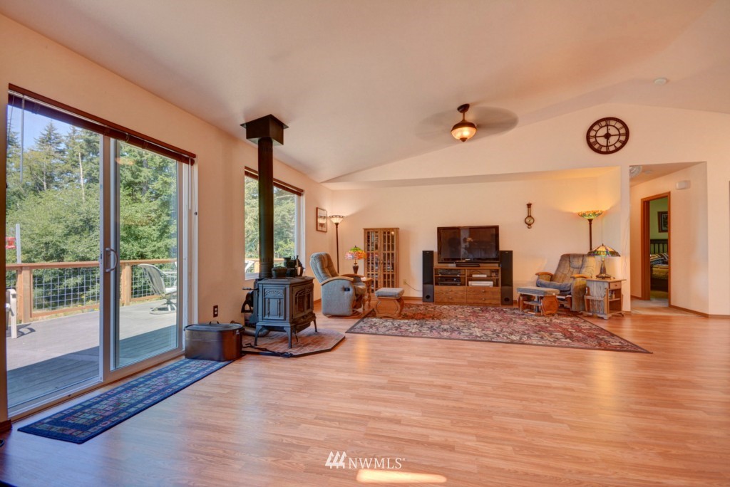 1185 Race Road Coupeville, WA 98239 - Photo 10 of 25 Gallery Image 10