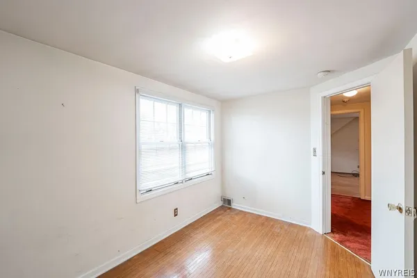 $249,900 | 241 Dexter Terrace, Tonawanda, NY 14150
