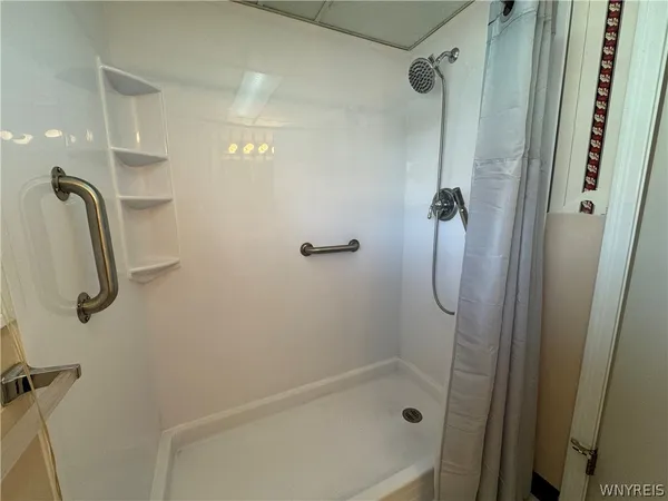 $249,900 | 241 Dexter Terrace, Tonawanda, NY 14150