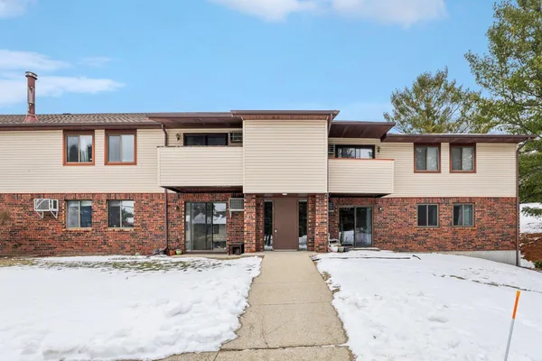 $244,900 | 837 North Gammon Road, Unit D, Madison, WI 53717