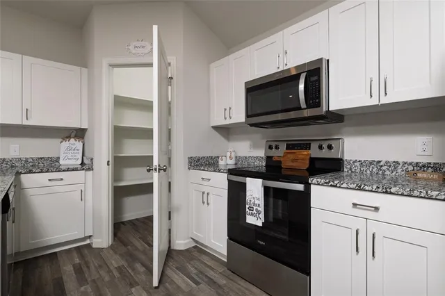 $329,500 | 953 Ben Drive, Springtown, TX 76082