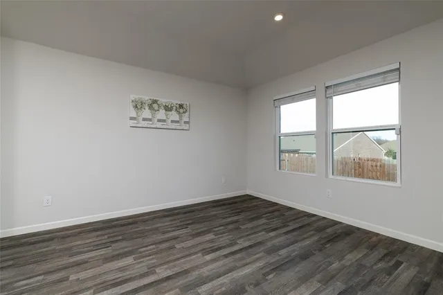 $319,500 | 953 Ben Drive, Springtown, TX 76082