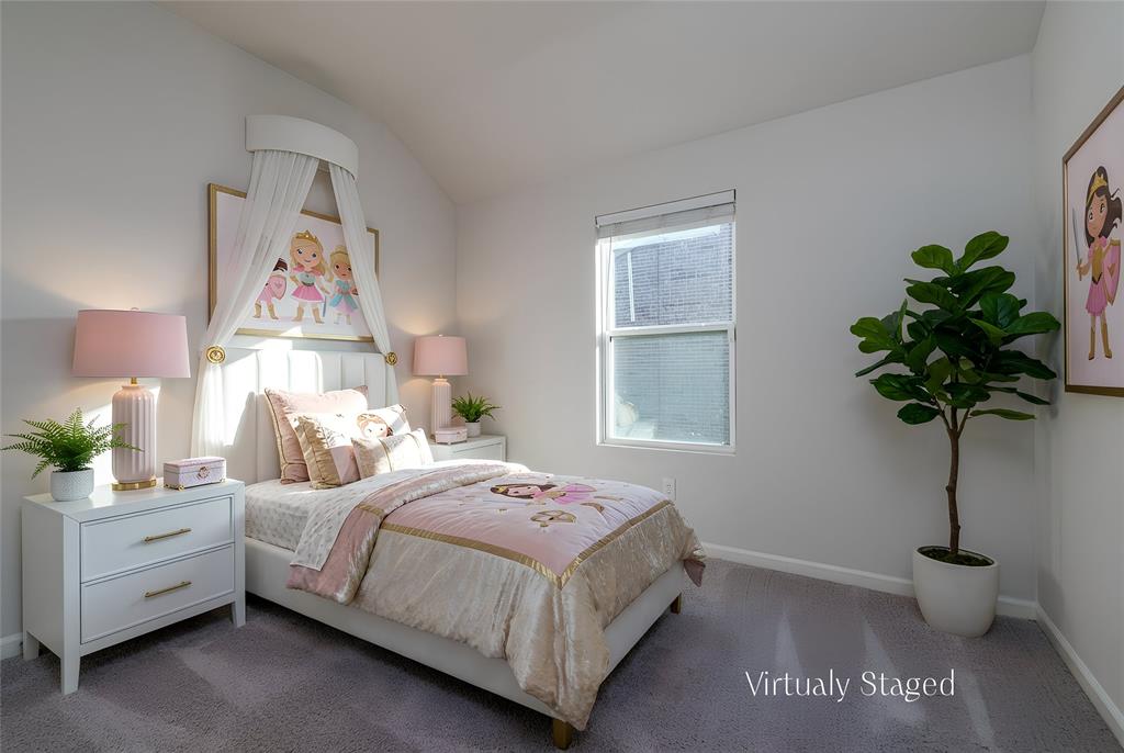 953 Ben Drive Springtown, TX 76082 - Photo 35 of 38 a bedroom with a bed and a potted plant