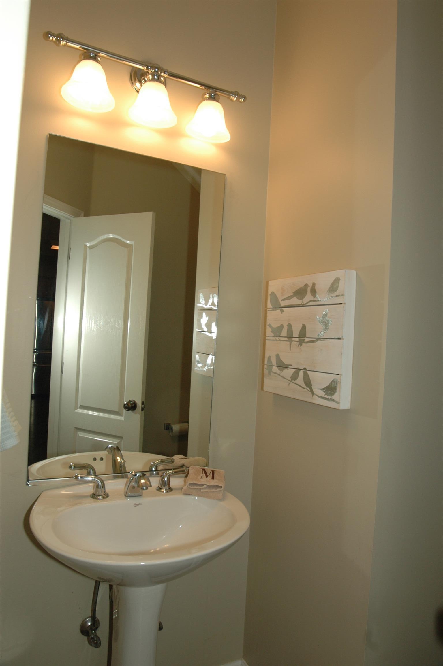 974 South Ridge Trail Clarksville, TN 37043 - Photo 17 of 30 Half bath