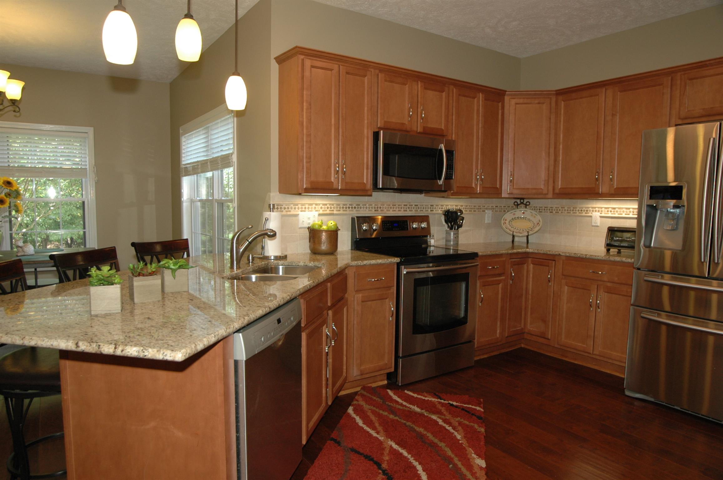 974 South Ridge Trail Clarksville, TN 37043 - Photo 8 of 30 Lots of storage and walk in pantry