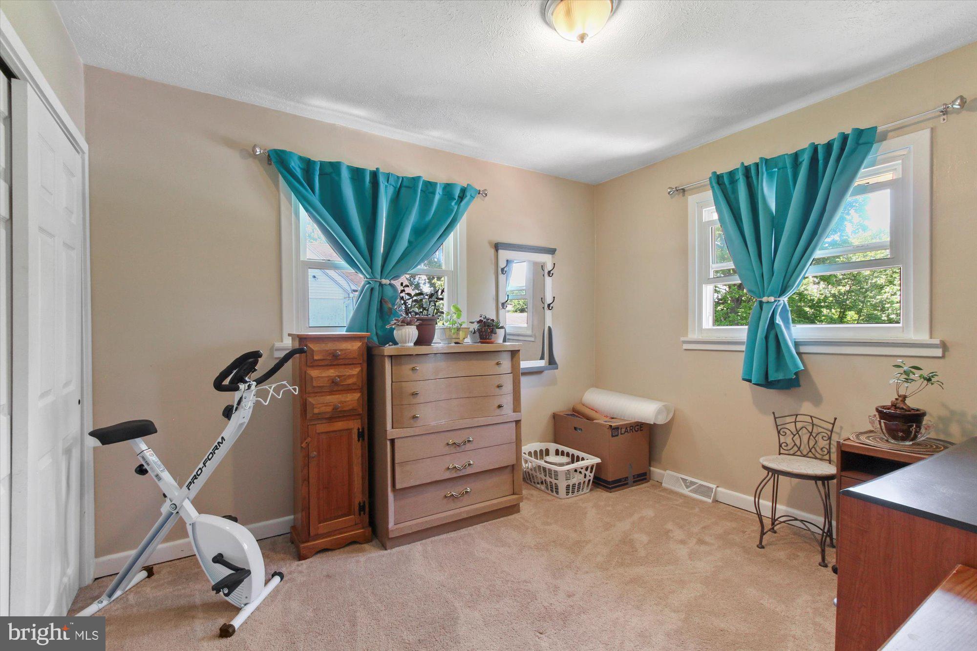 2325 Loucks Road York, PA 17408 - Photo 11 of 27 Gallery Image 11