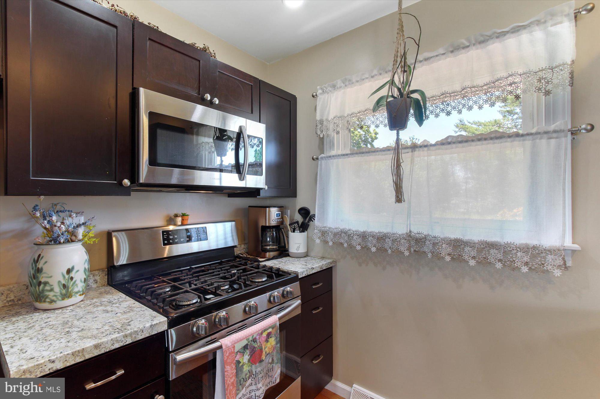 2325 Loucks Road York, PA 17408 - Photo 8 of 27 Gallery Image 8