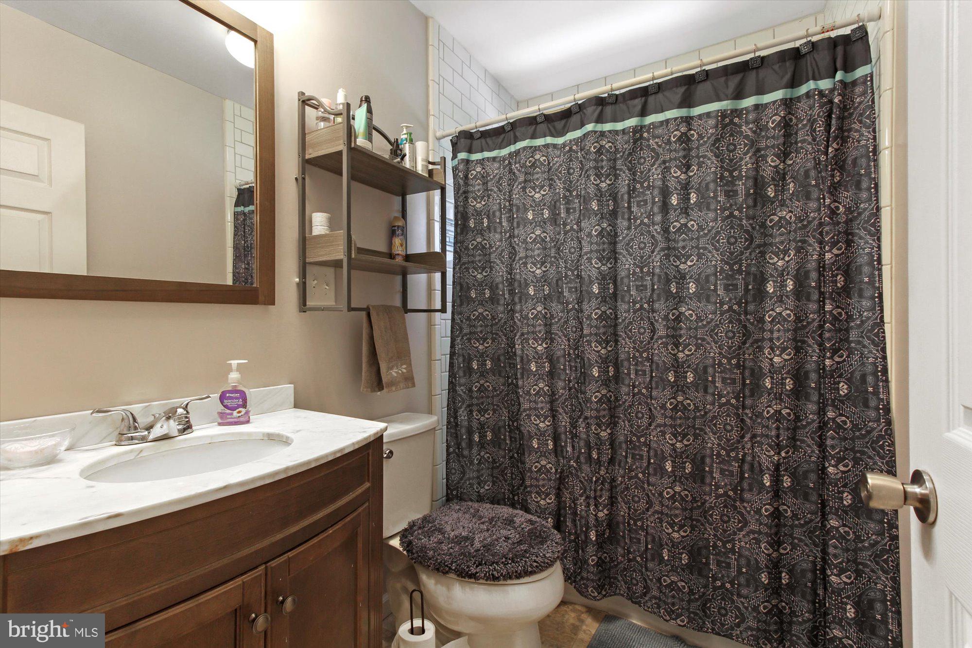 2325 Loucks Road York, PA 17408 - Photo 10 of 27 Gallery Image 10