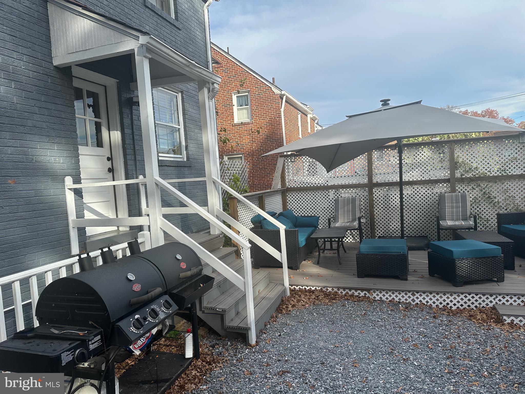 806 Sligo Avenue Silver Spring, MD 20910 - Photo 28 of 31 a view of a patio with table and chairs