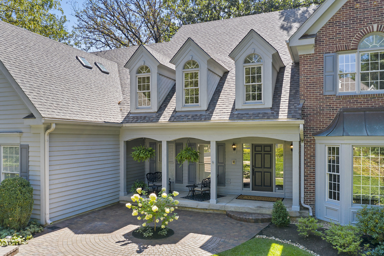 4N555 Hidden Oaks Road St. Charles, IL 60175 - Photo 2 of 41 a front view of a house