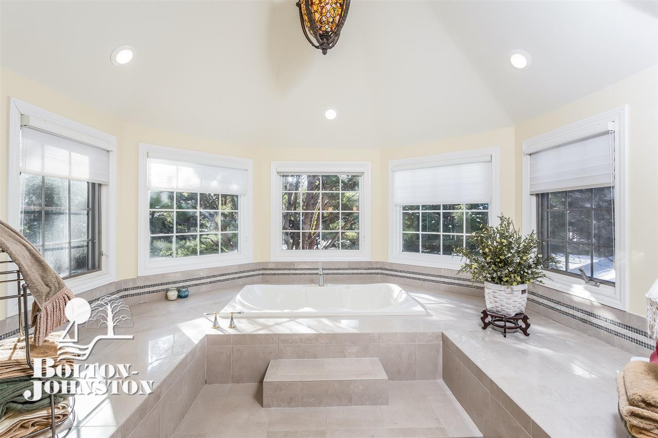 193 Stephens Road Grosse Pointe Farms, MI 48236 - Photo 23 of 39