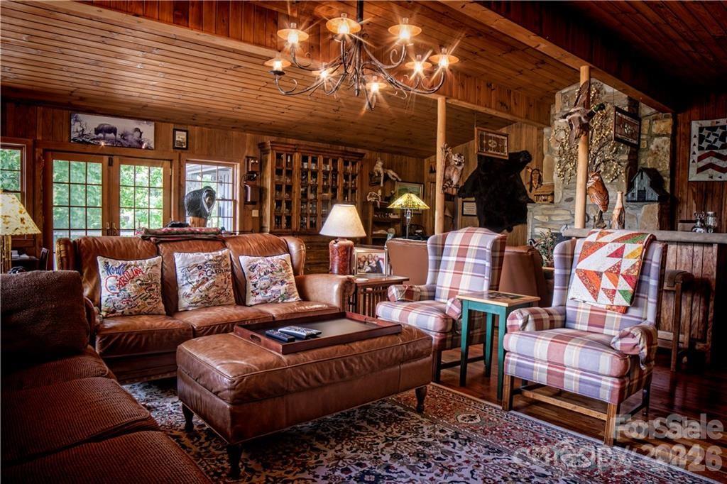 2736 Howell Branch Road Green Mountain, NC 28740 - Photo 13 of 44