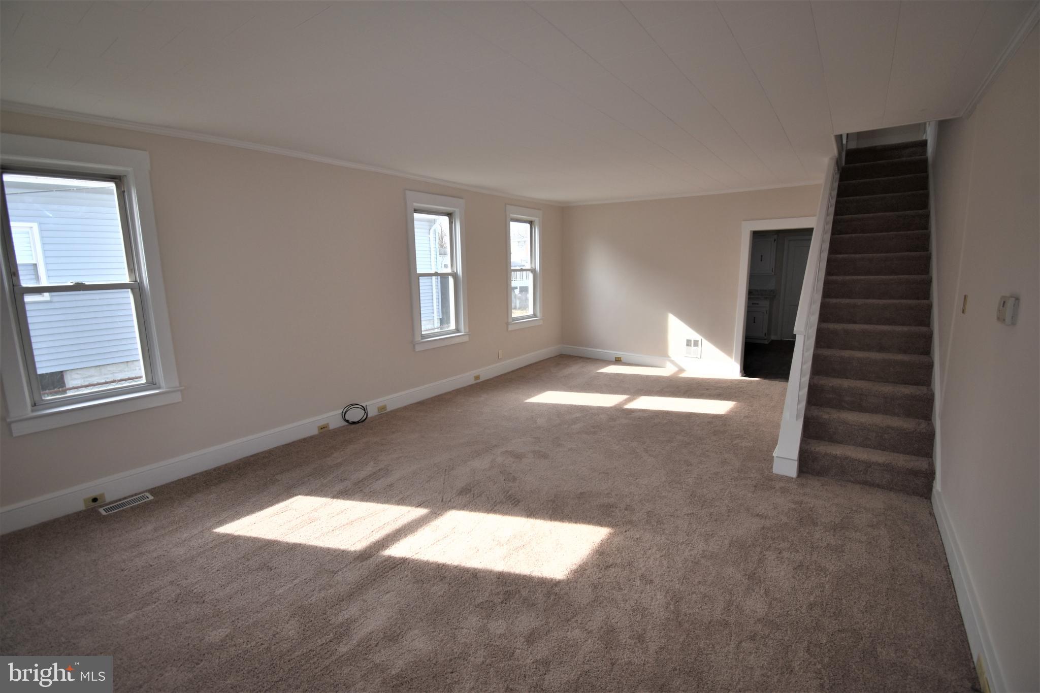 326 Cleveland Avenue Riverside, NJ 08075 - Photo 4 of 22