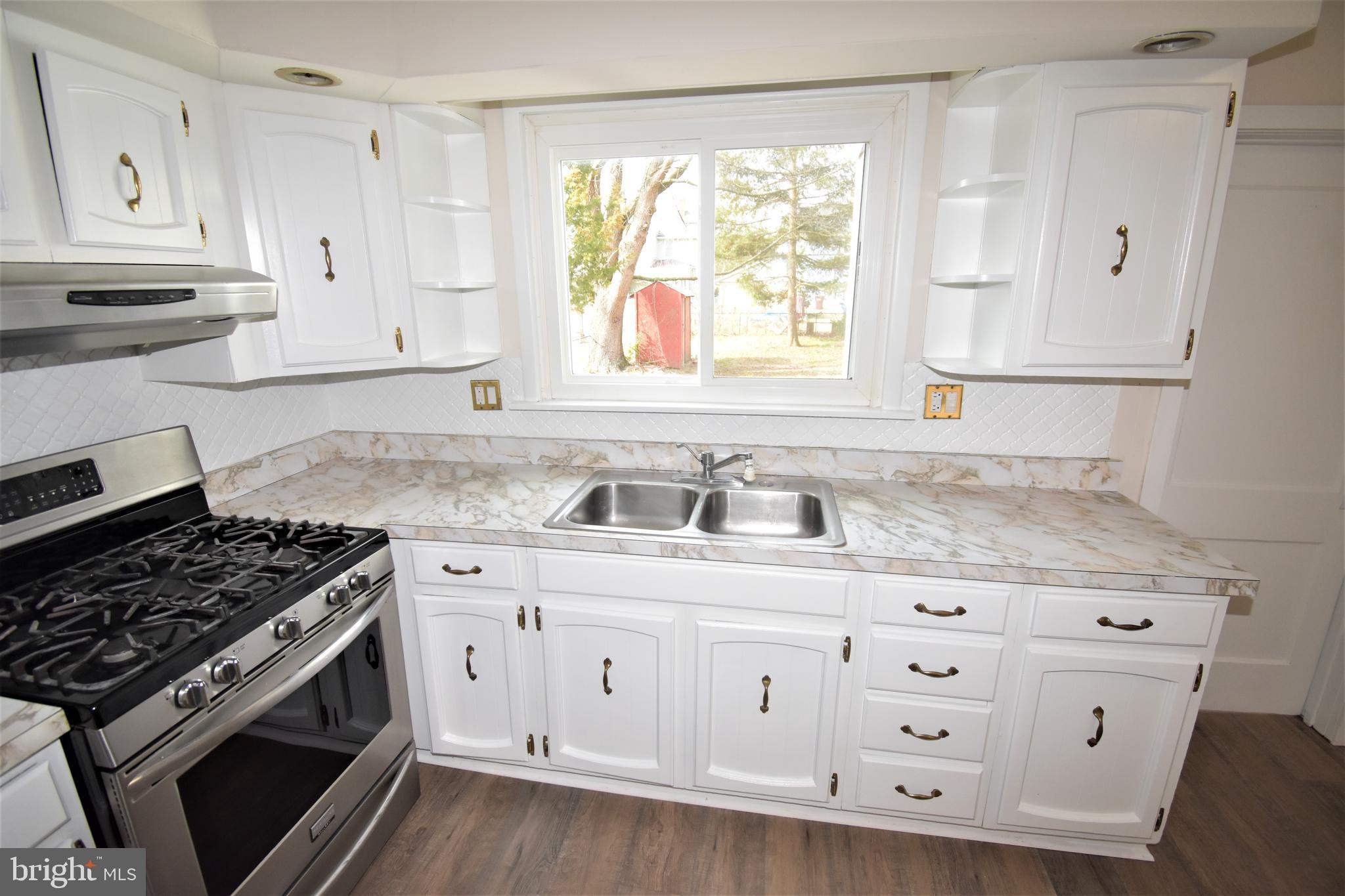 326 Cleveland Avenue Riverside, NJ 08075 - Photo 9 of 22