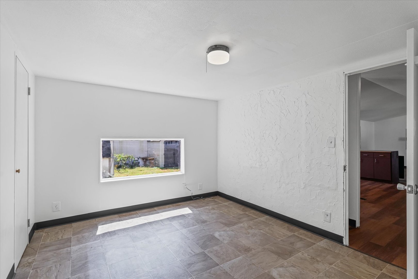 353 West Monroe Street, Unit M13 Monticello, IL 61856 - Photo 11 of 20