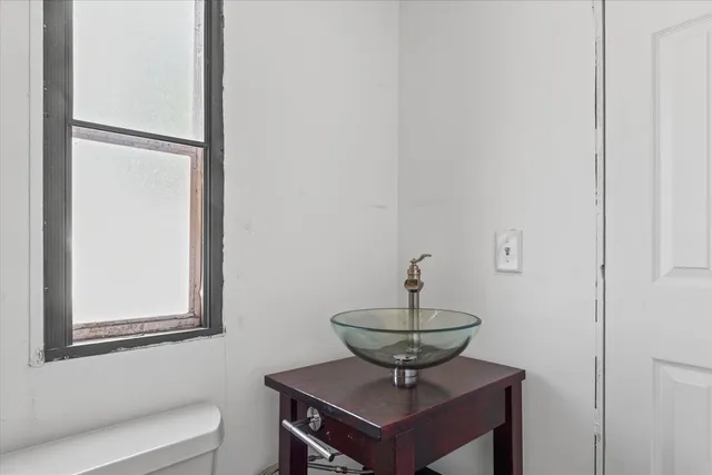 $22,000 | 353 West Monroe Street, Unit M13, Monticello, IL 61856