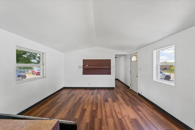 $22,000 | 353 West Monroe Street, Unit M13, Monticello, IL 61856