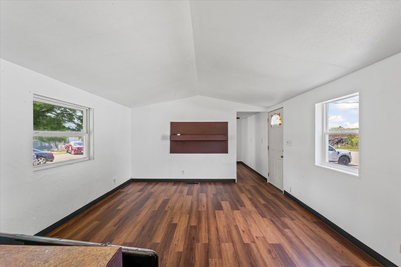 353 West Monroe Street, Unit M13 Monticello, IL 61856 - Photo 5 of 20