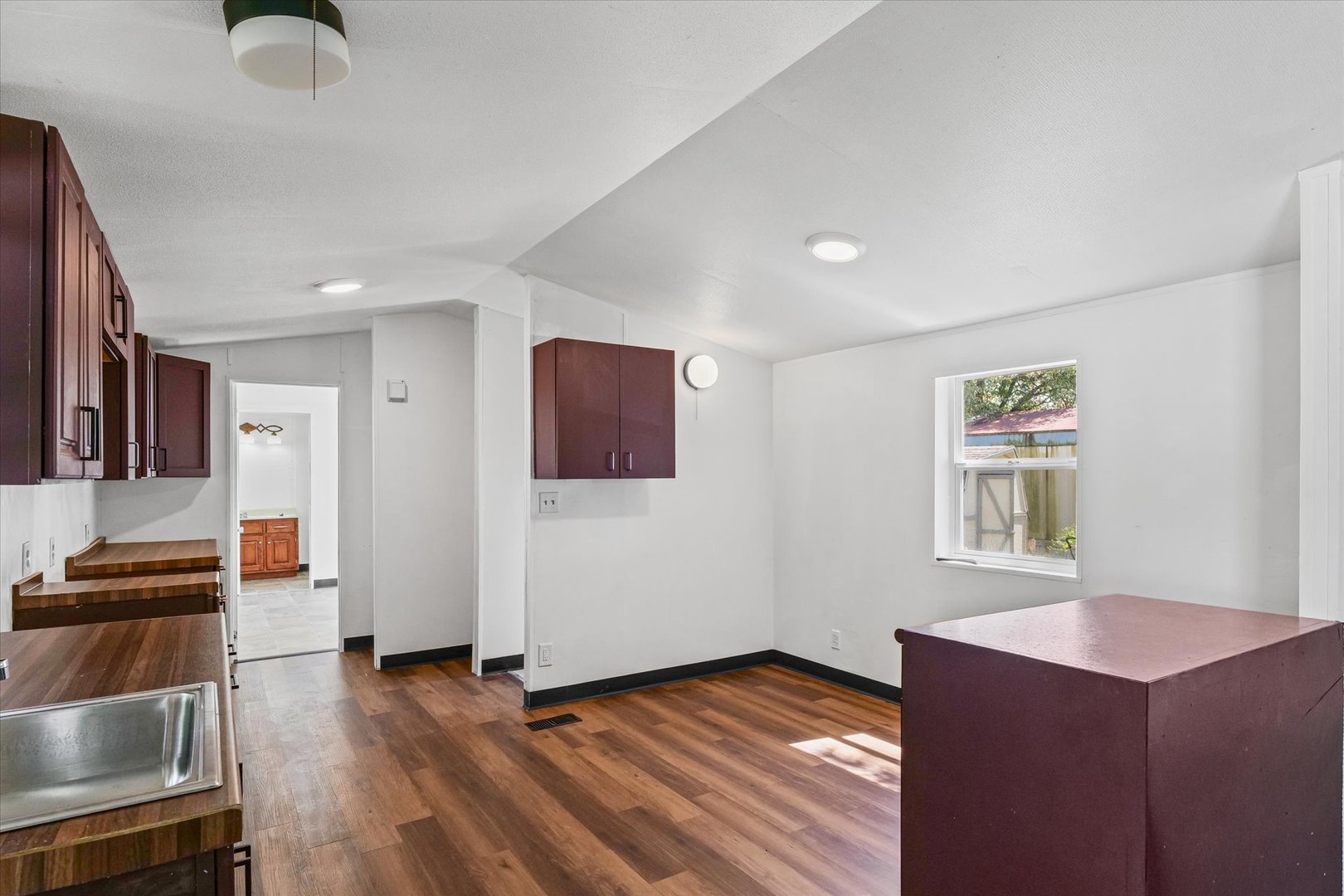 353 West Monroe Street, Unit M13 Monticello, IL 61856 - Photo 8 of 20