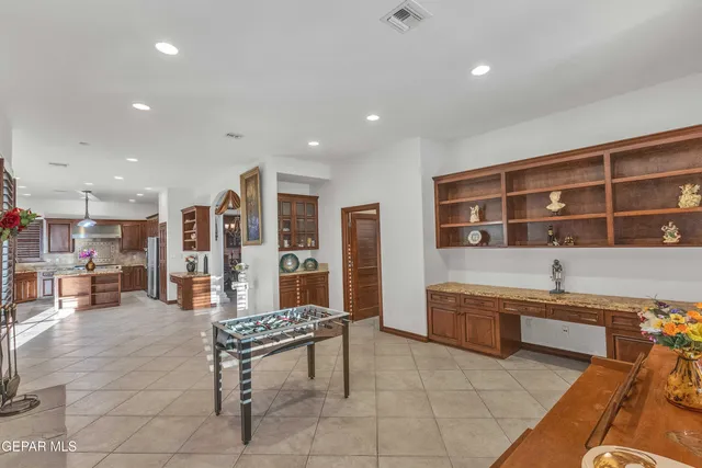 $795,000 | 41 Sun Point Lane, El Paso, TX 79912