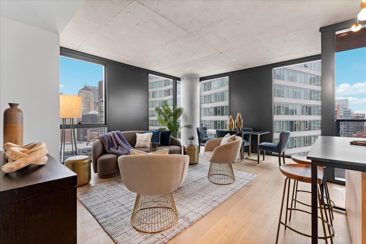 234 West Polk Street, Unit 2412 Chicago, IL 60607 - Photo 4 of 39