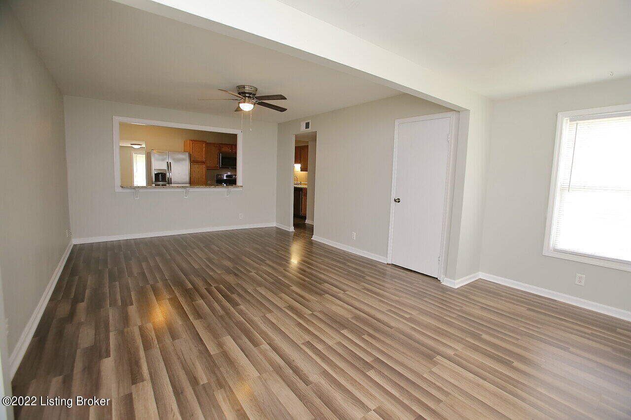 141 Meadowood Road Louisville, KY 40229 - Photo 7 of 37 Living Room & Dining Area