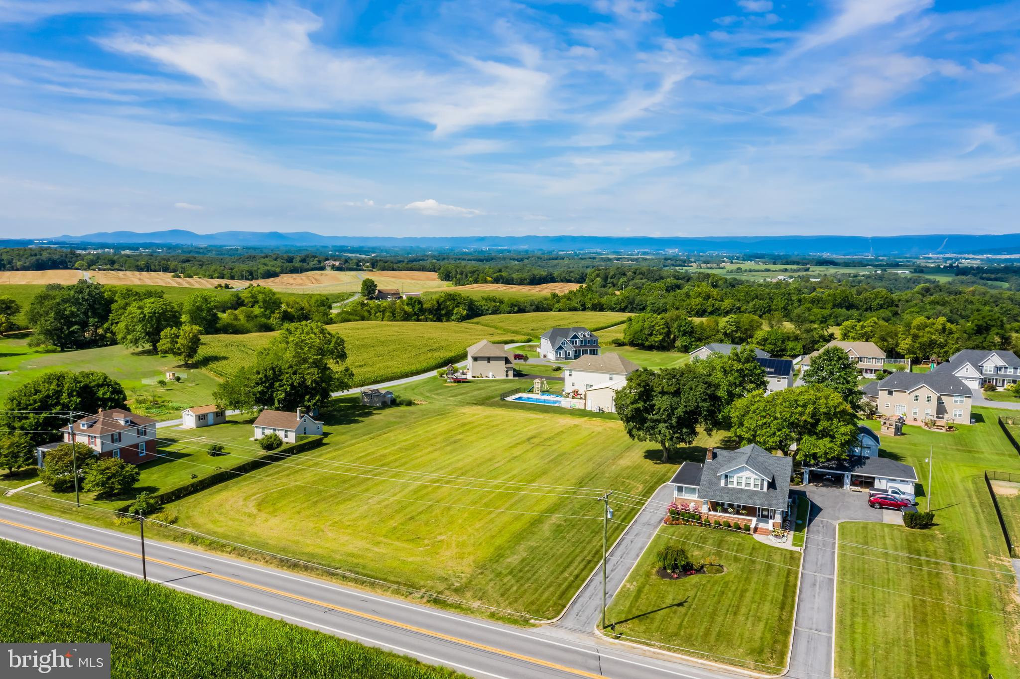 1787 Warm Spring Road Chambersburg, PA 17202 - Photo 3 of 6 Gallery Image 3