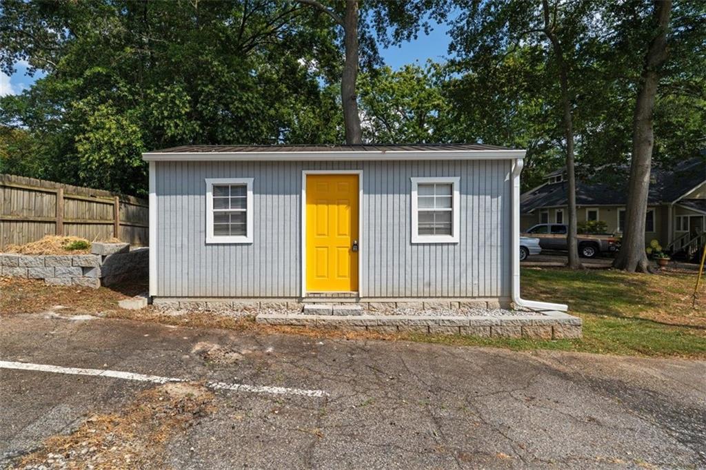 1701 Hawthorne Avenue Atlanta, GA 30337 - Photo 16 of 25