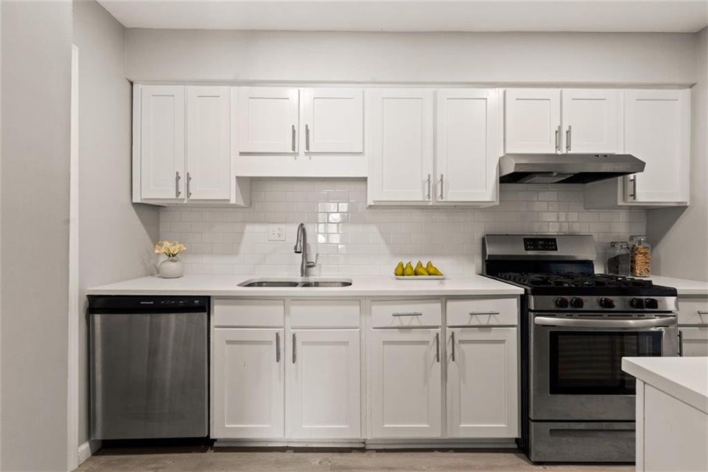 1701 Hawthorne Avenue Atlanta, GA 30337 - Photo 6 of 25