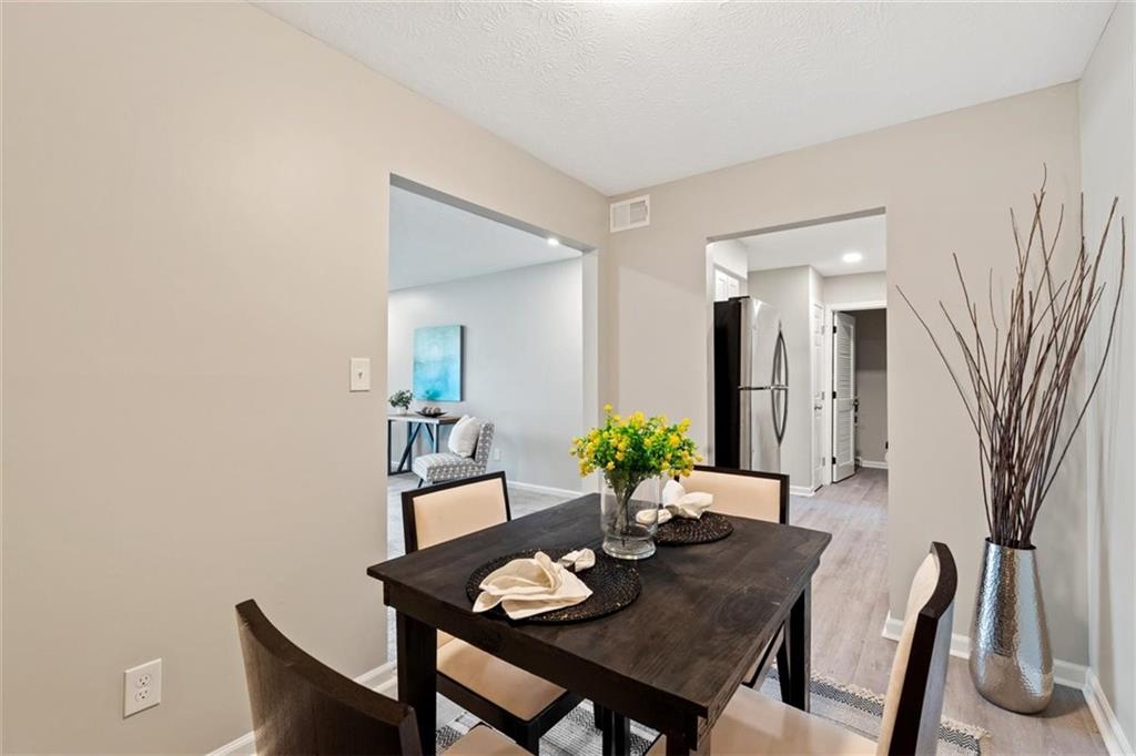 1701 Hawthorne Avenue Atlanta, GA 30337 - Photo 8 of 25