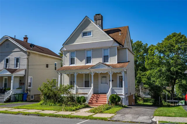 $319,999 | 20 Benton Avenue, Middletown, NY 10940