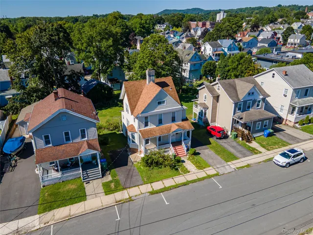 $319,999 | 20 Benton Avenue, Middletown, NY 10940