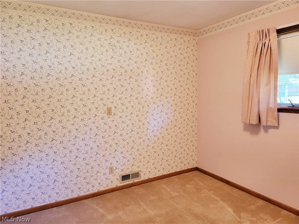 7709 Ragall Parkway Cleveland, OH 44130 - Photo 9 of 17 Gallery Image 9