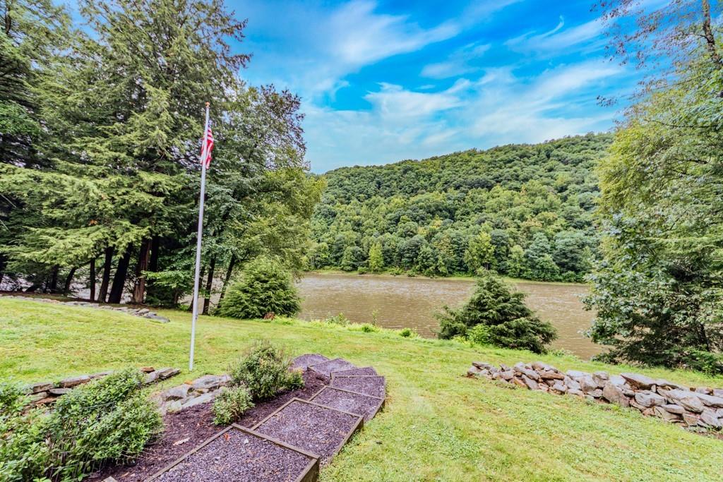 323 Sycamore Road Emlenton, PA 16373 - Photo 2 of 24 Gallery Image 2