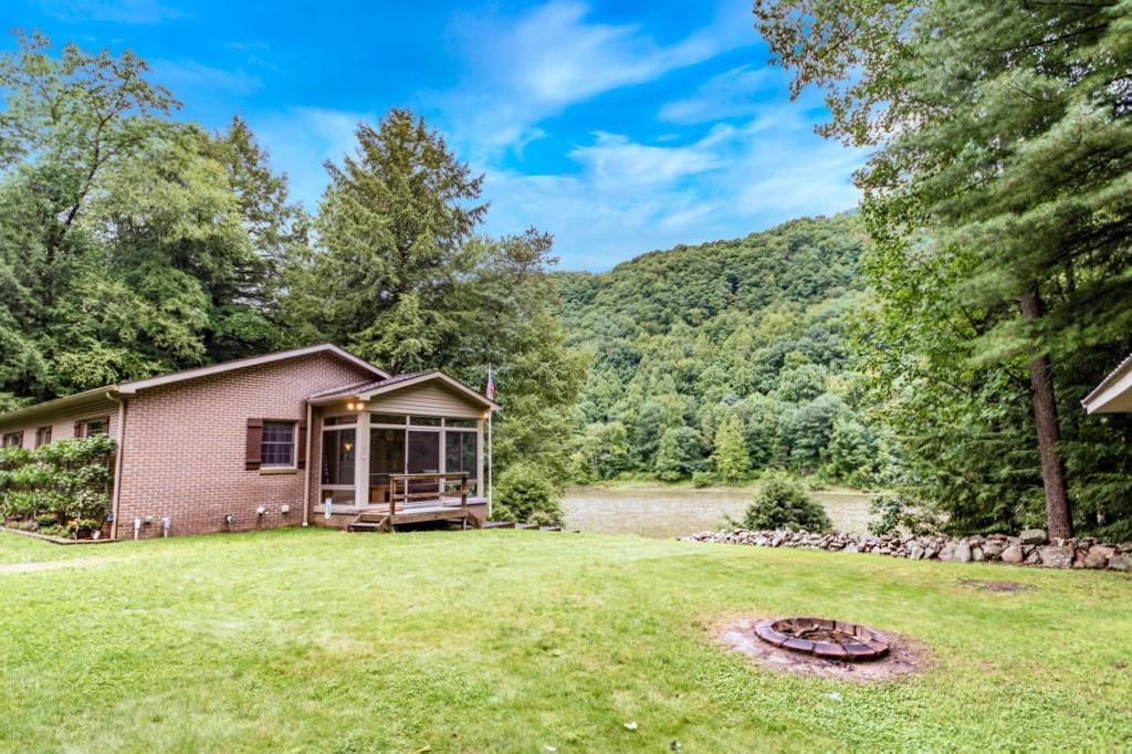 323 Sycamore Road Emlenton, PA 16373 - Photo 13 of 24 Gallery Image 13